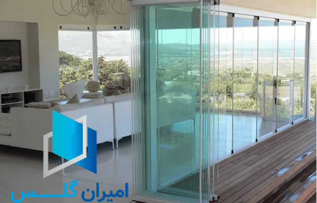 بالکن شیشه ای