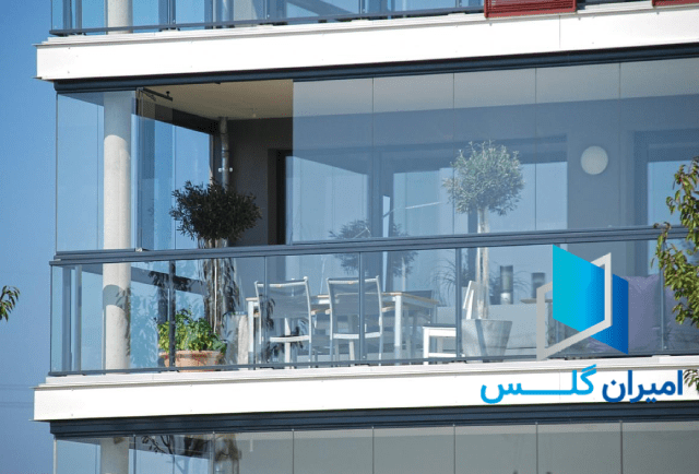 نصب شیشه بالکن ریلی